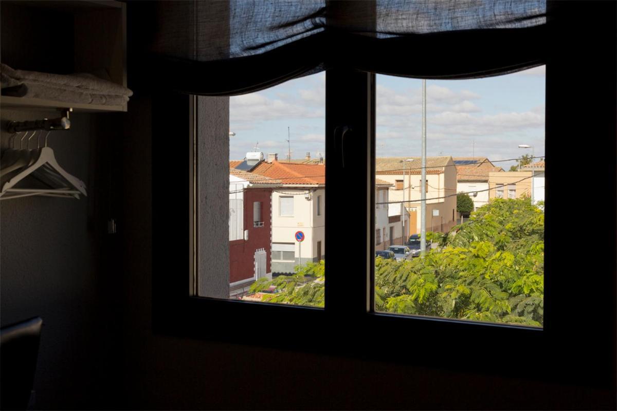 Hostal Plaza Bunuel Eksteriør billede